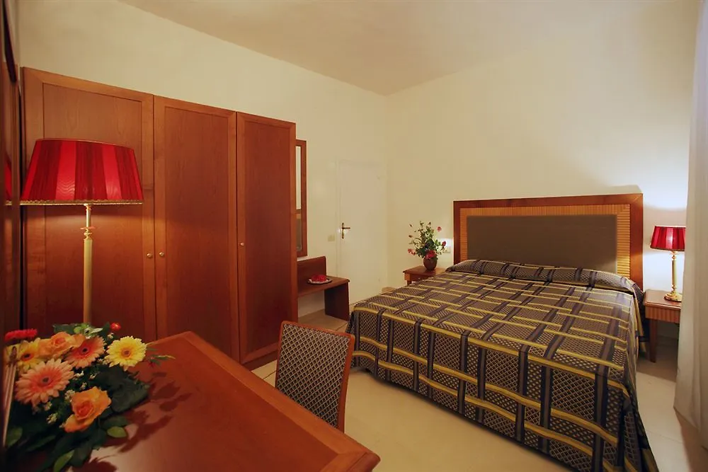 Hotel Il Telamonio Talamone 3*,  Italy